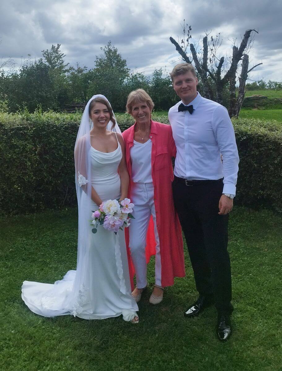 relaxed wedding at La Belle Eco Carcassonne